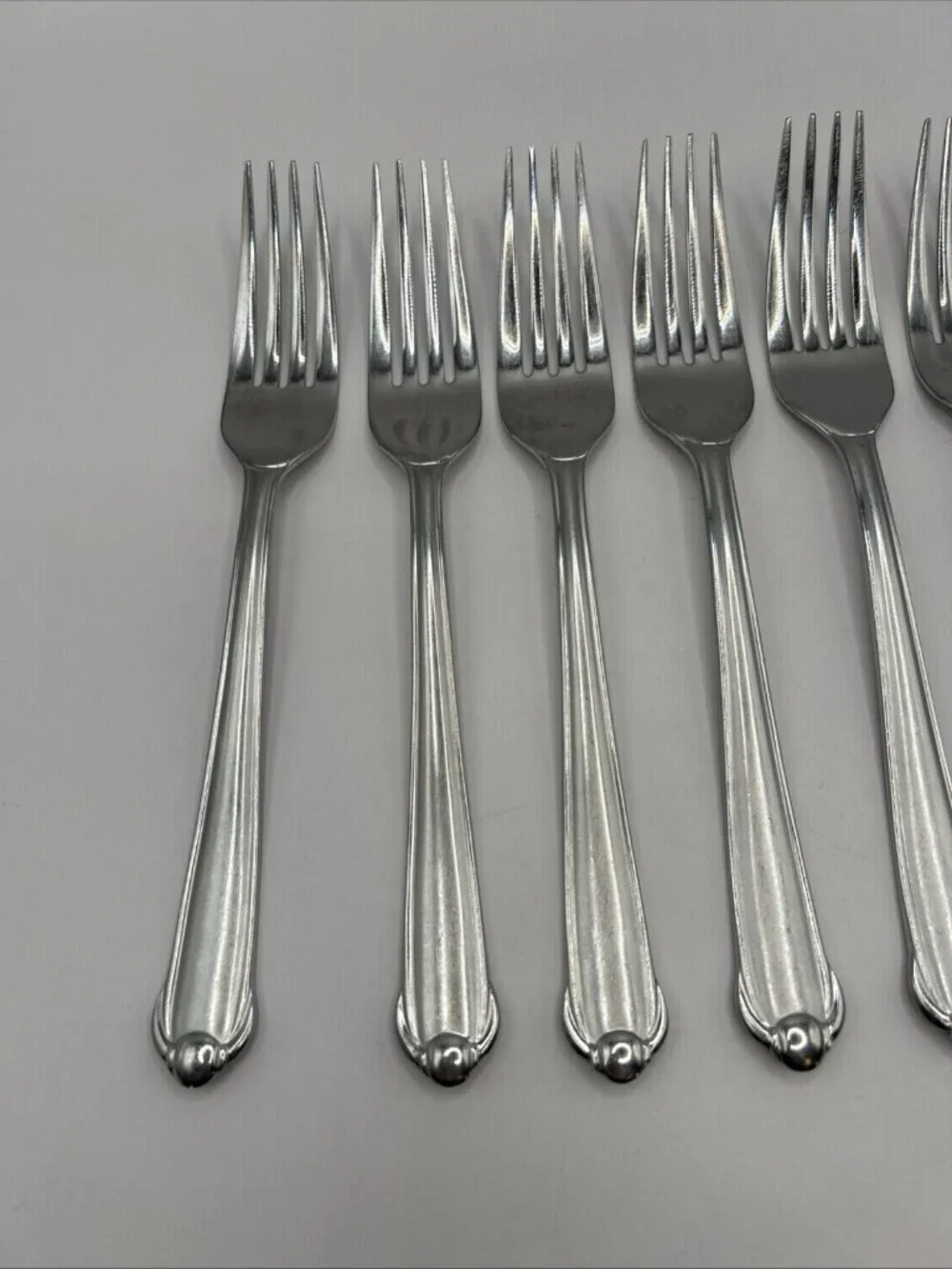 Mikasa CLASSICO SATIN Dinner Forks (Set of 8) Gerald Patrick 18/8 Korea 8 1/8